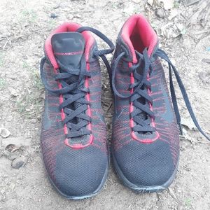 Nike Zoom Basketball Shoes
